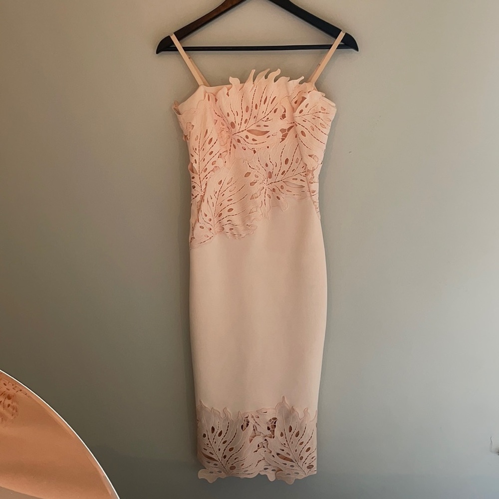 Marciano dress, beautiful details  😍